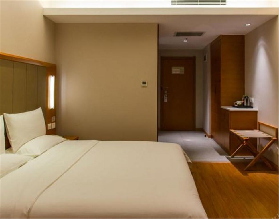 Ji Hotel Xianggang Middle Road Qingdao Exterior photo